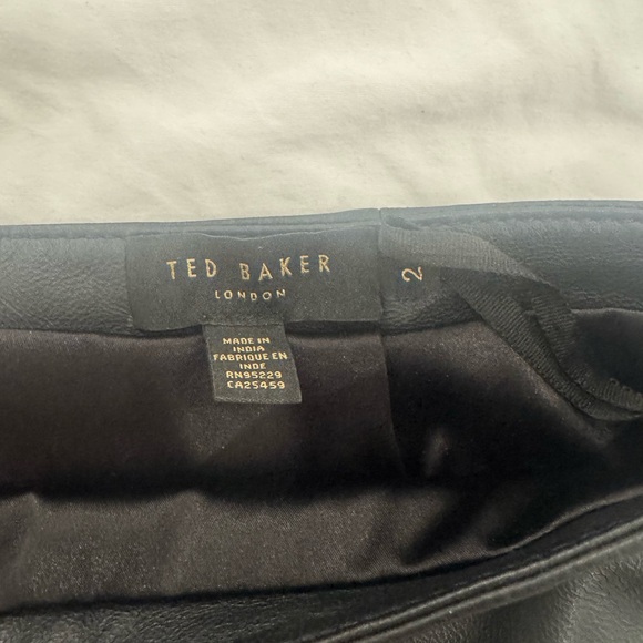 Ted Baker Black Mini Skirt - Picture 3 of 3